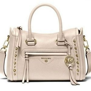 🌸Michael Kors Carine Studded Light Sand Satchel